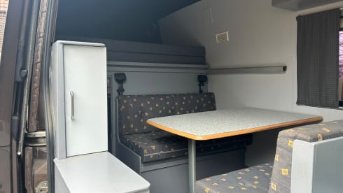 4p Volkswagen bus uit 2006