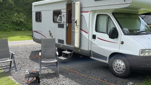 6 berth Hymer alcove from 2006