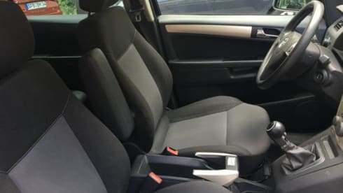 Opel Zafira – Camping pour deux personnes