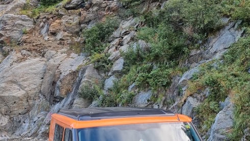 4p Ford campervan uit 2009