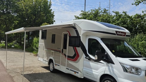4p Challenger semi-integrated uit 2020