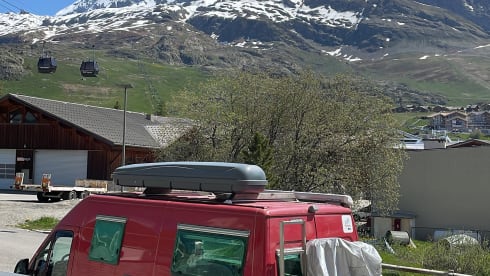 2p Peugeot postslag bus uit 2000