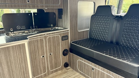Goatomobile 3 – VW Campervan T5