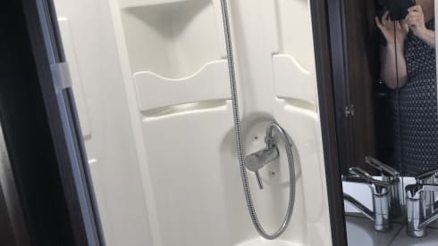 Bella – Great Family 6 berth/6belts Motorhome