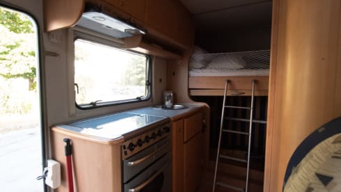 Stitchy Tandy – Air Conditioning, Electric Generator and Storage for bikes/motorcycles: enjoy!