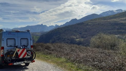Bavaria Camp Marino – Marino: practical 2p Fiat Ducato bus camper