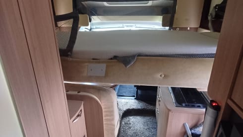 4p Bürstner semi-integrated uit 2010