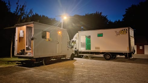 Camilo – 3 berth Mercedes-Benz Bespoke Campervan