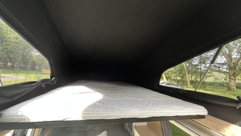 4p Volkswagen campervan uit 2021