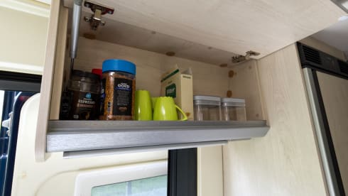 Frits – Frits: Comfortabele, complete camper voor 2 personen (en 1 hond)