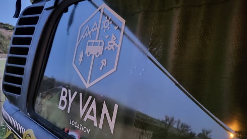 ELVIS  – Vintage Trip, westfalia combi