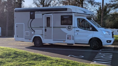 james – New luxury 4 berth Chausson 6 speed automatic 2025