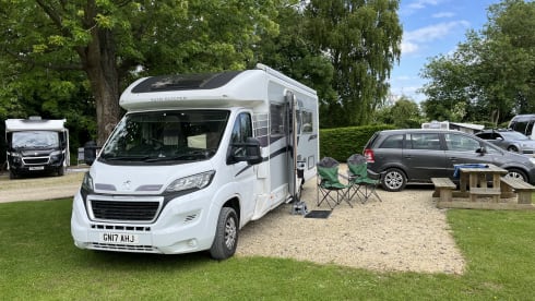 The Breeze – Comfortable, spacious and well equipped motorhome.