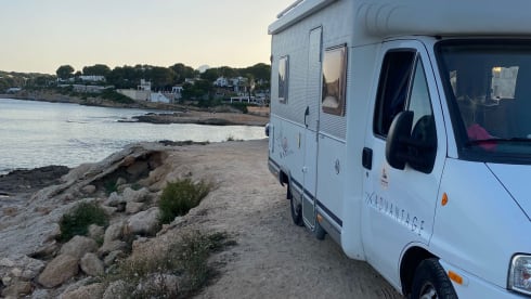 Camperverhuurvalencia.com – Nice camper for rent in Valencia