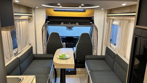 6p Chausson semi-integrated uit 2025
