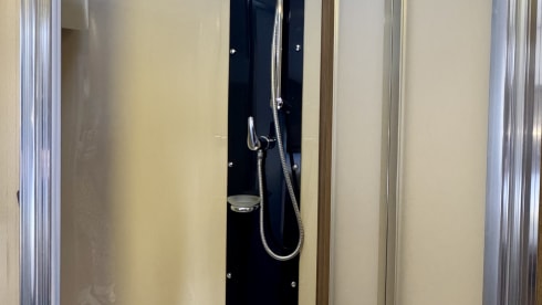 4p Challenger semi-integrated from 2013