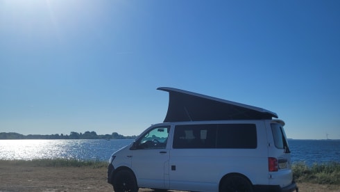Het busje – Out and about in the VW T6-2018 van