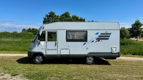 Bessie – 2p Hymer integrated uit 1995
