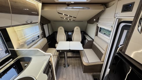 Luxury McLouis camper for 4 people 