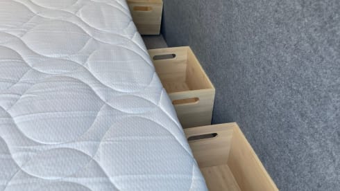 Pino – Winter ready 2 person bus camper + tow bar 