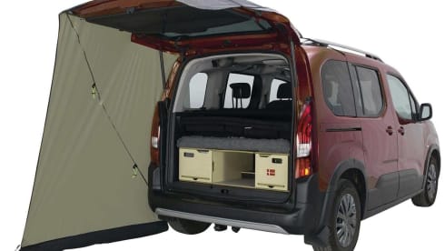 2 Berth Peugeot Campervan (2019) 15000 miles