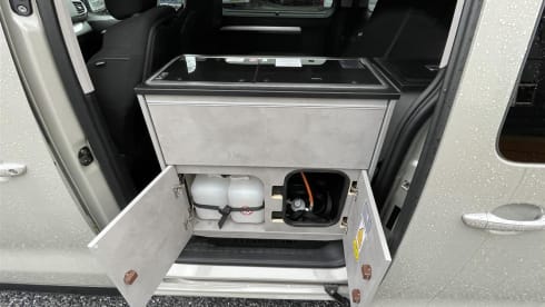 Camper Dethleffs per 4 persone, modello 2021