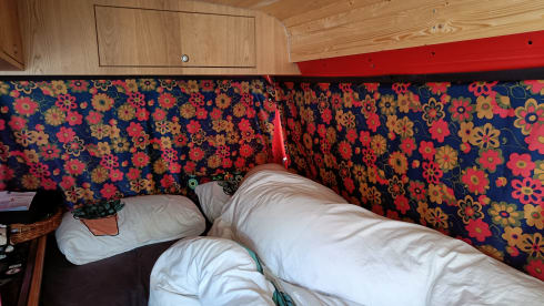 #Brutusss85 – 4p Mercedes-Benz bus from 1985