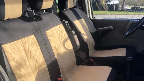 T 4 You – T4 with roof tent + gas heating at a bargain price from 15 EUR/person