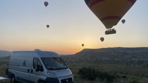 Zelfbouw Fiat Ducato – Chris and Maria's bus