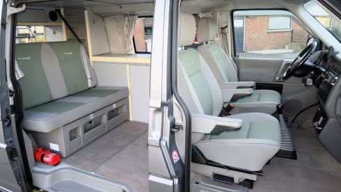 4p Volkswagen campervan from 1995