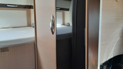 MC LOUIS 460 My home is where my camper is!