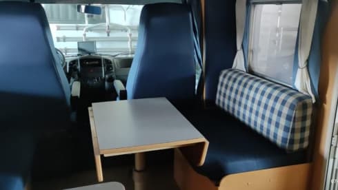 Camperverhuurvalencia.com – Nice camper for rent in Valencia