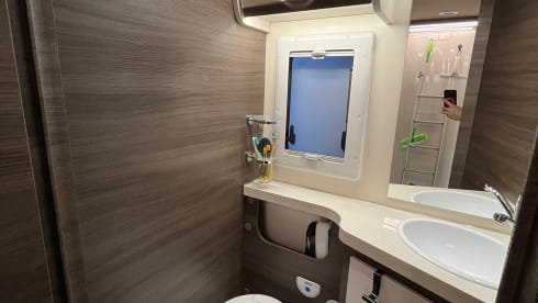 Morris  – 5p McLouis semi-integrated from 2024