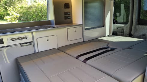 Rosie – 2 berth Peugeot campervan - waiting to share adventures with you