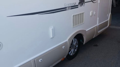 Efi – Camper mansardato