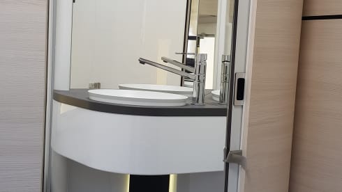 Profil der Challenger 240 Open Edition 2022 von Jean-Pierre und Chantal