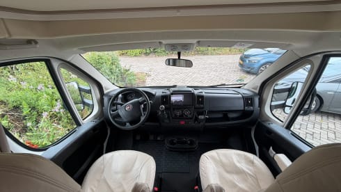 6p Rimor alcove from 2021