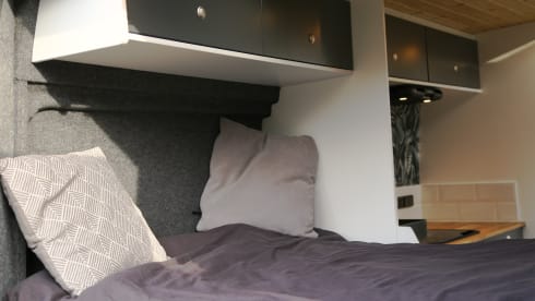 Anne │ Citroën Jumper 2 person camper van