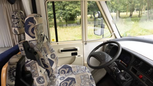 Steenbokje – Ruime 6 persoons Hymer uit 2000