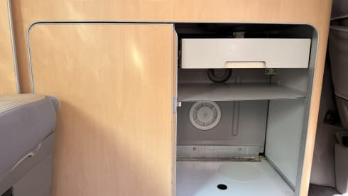 4p Volkswagen campervan from 2005