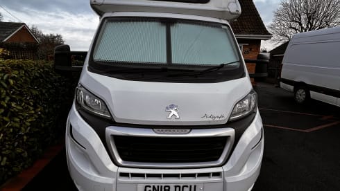 Bailey semi-integrato a 4 posti letto del 2018