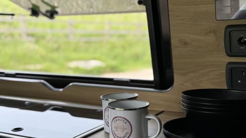 🤎 NOVA 🤎 – 4 berth Volkswagen campervan from 2019