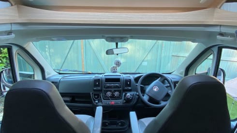 Roxy – Enjoy your holiday in our wonderful motor home.