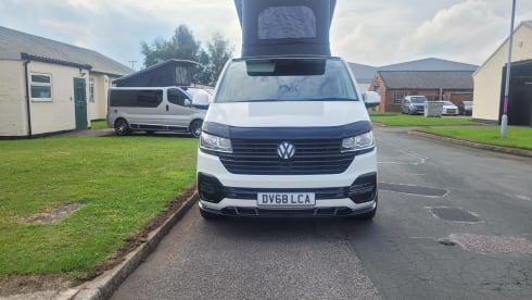 4 berth Volkswagen campervan