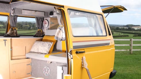 The Colonel – Rent a Carbon Neutral Vroooom With a view