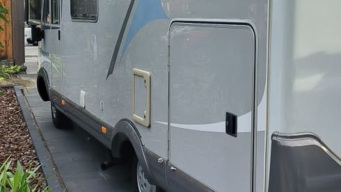 4p Hymer integrated uit 2005