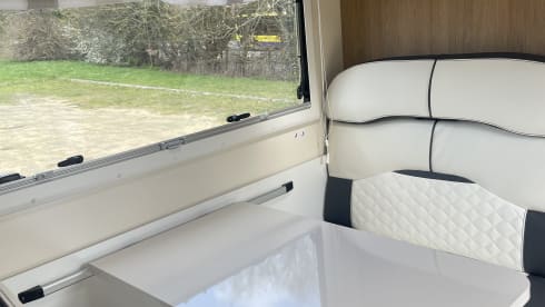 James  – 6 berth Roller Team alcove from 2023