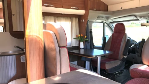 ADRIA with 2 SINGLE BEDS and LARGE GARAGE (660 cm)