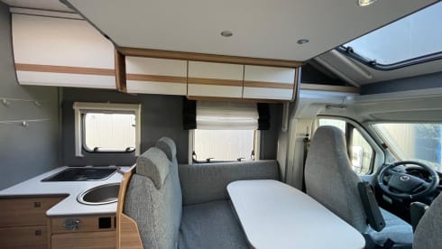 Fully furnished 4p Dethleffs semi-integrated from 2021
