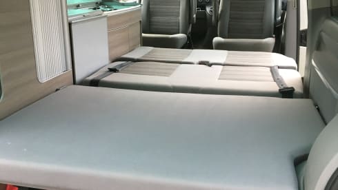 Volkswagen California Campervan-4 berth